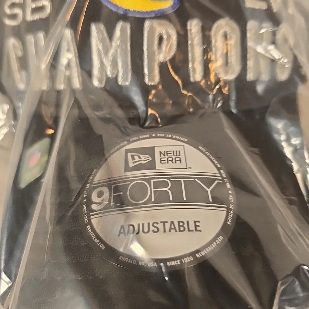 Super Bowl LVI Champions Rams Signed 4XL T-Shirt‎ and New Era Hat